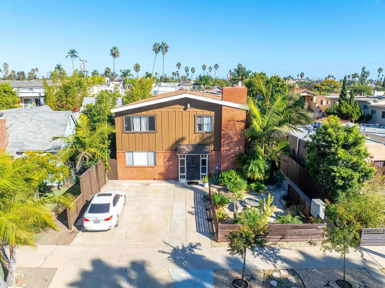 Cecilia's Fine Jewelry custom design studio in San Diego showcasing expert craftsmanship and fine jewelry creation